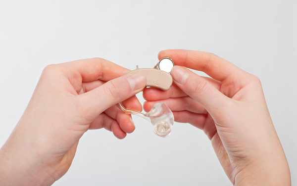 5b1ab192c15b135a0f2a2a82_keep-your-hearing-aid-clean-1 How to Take Care of Your Hearing Aids