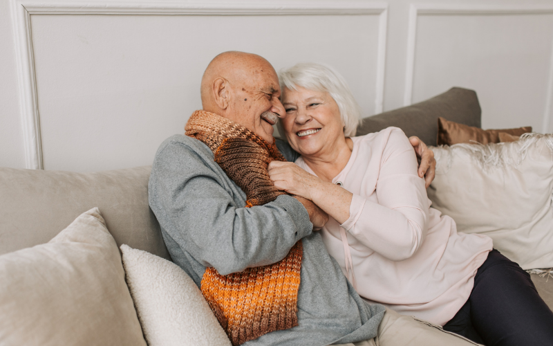 63e1c0c14bb4abae2b5202ba_ths-how-does-hearing-loss-affect-relationships-blog-2 How Does Hearing Loss Affect Relationships?