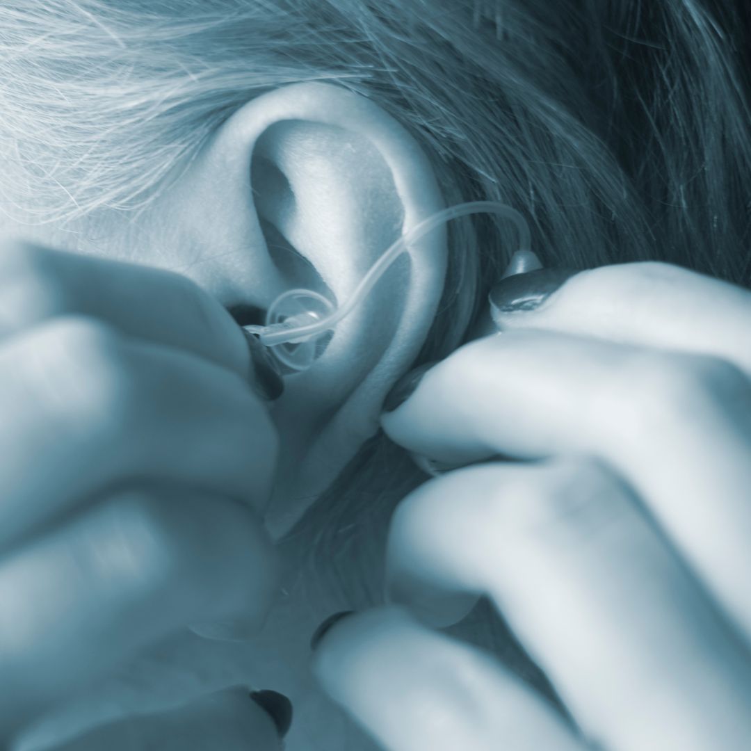 65c25054a76de0e61d5f7cf1_3 Understanding Hearing Aid Feedback: Effective Solutions for Whistling and Other Sounds