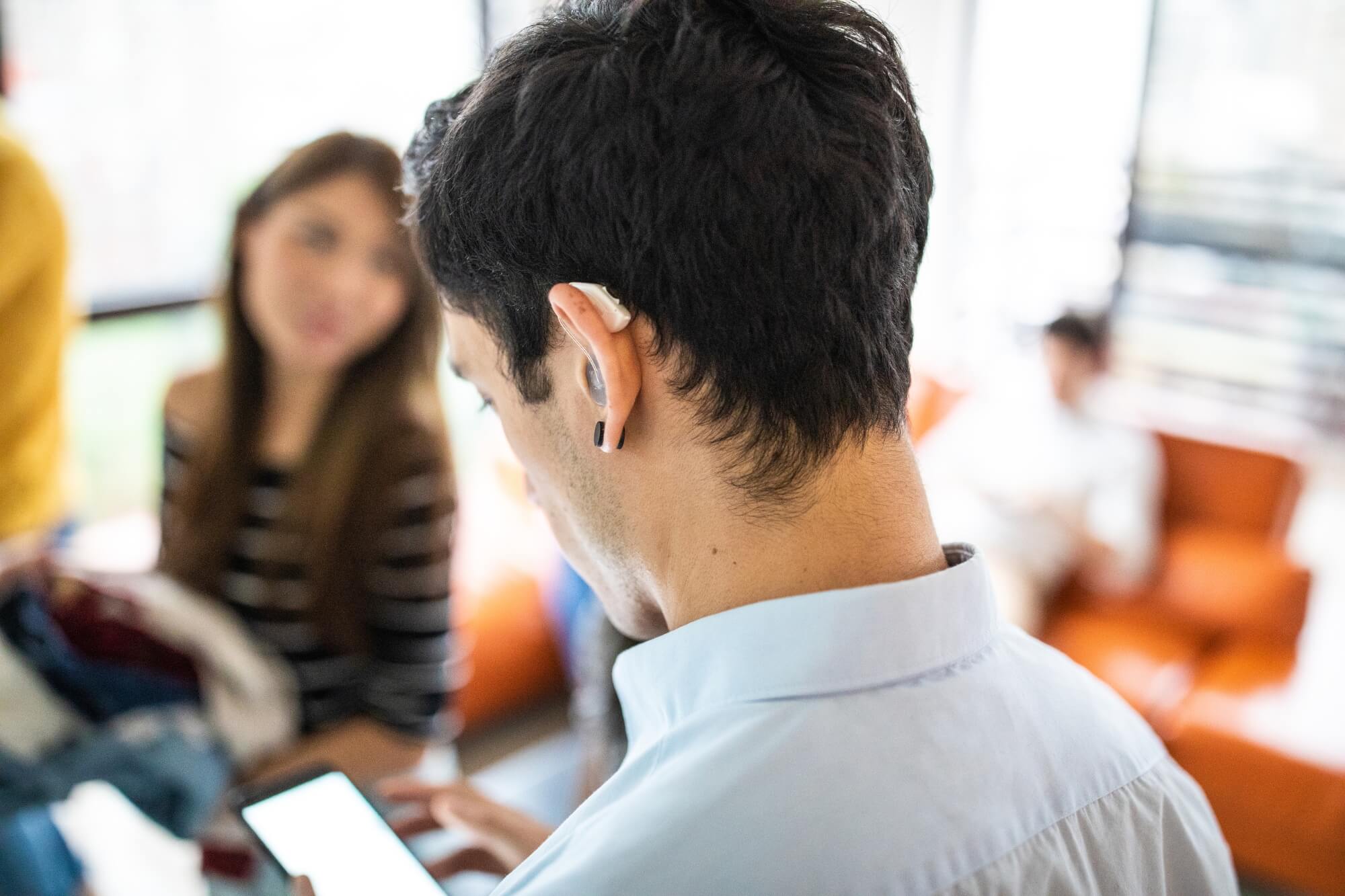 66e91826e6c53eeadb4a8c41_6362a13ec85027af1ac8ad0d_ths-pros-and-cons-bluetooth-hearing-aids-2 Cons of Bluetooth hearing aids